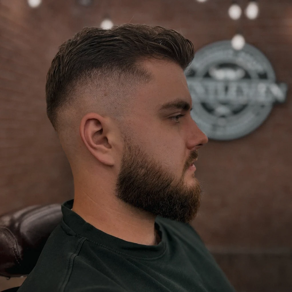 Precyzyjne konturowanie brody - Gentlemen Sanok